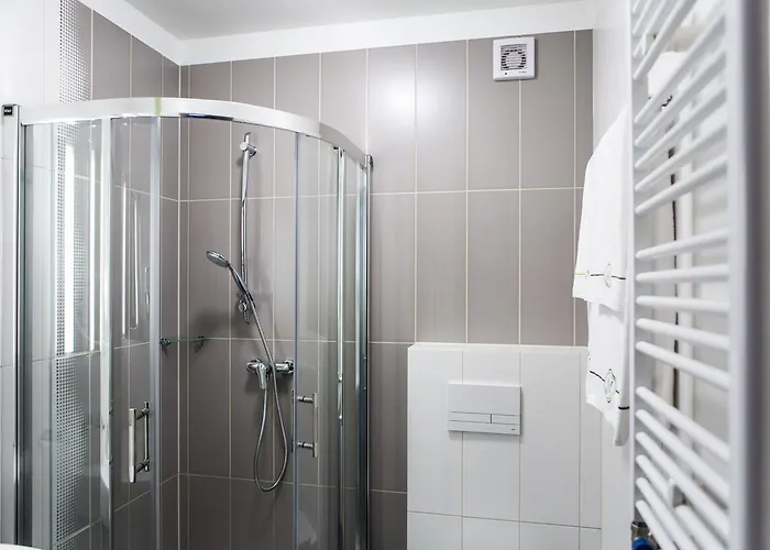 酒店 马苏里克酒店 Koło